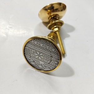 Peach Handcrafted <b>Antique</b> <b>Brass</b> <b>Door</b> <b>Knob</b> Featuring Intricate Design and Durable Metal Construction for Timeless Charm - Product Image 5