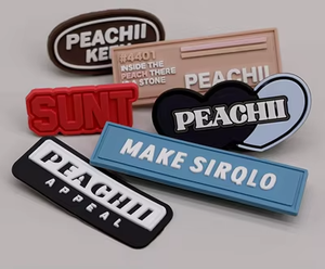 Nouvel Arrivage Écussons en PVC 3D en caoutchouc gaufré, durables et de haute qualité, Écussons logo en caoutchouc souple gaufré 2026 - Product Image 6