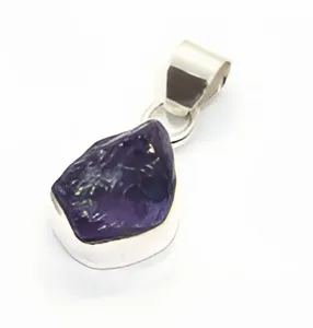 Colgante de Amatista Púrpura Natural Forever Warmth en Plata de Ley 925 con Engaste de Bisel, Diseño Minimalista Solitario, Unisex, para Uso Diario - Product Image 1