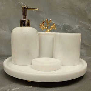 Ensemble d'accessoires de salle de bain modernes en résine blanche, style spa, faciles à nettoyer, forme rectangulaire, décoration de salle de bain - Product Image 3