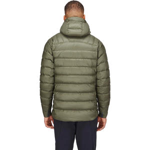 Chaqueta Larga Acolchada Personalizada para Hombre con Relleno Térmico, Logotipo Frontal y Tela Resistente a la Intemperie - Product Image 4