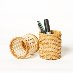 Étuis à crayons en rotin naturel au prix le plus bas, porte-stylos, porte-pinceaux, conteneur pour ustensiles de cuisine en gros - Product Image 2