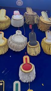 แผ่นปักไหล่แบบสั่งทำสีพิเศษ พร้อมพู่ห้อยแบบสั่งทำ ผลิตในปากีสถาน - Product Image 5