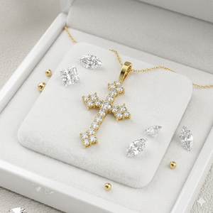 Colgante Religioso Unisex Personalizado de Cruz de Jesús Minimalista, Chapado en Rodio Helado, Oro Sólido de 10K, con Diamantes Cultivados en Laboratorio de Corte Brillante - Product Image 1