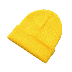 Bonnet tricoté brodé en relief avec visière intégrée, vente en gros, de l'usine de bonnets tricotés sur mesure pour les marques de streetwear - Product Image 3
