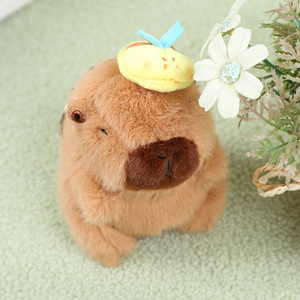 Aika Tendance Porte-clés en peluche Capybara Abeille, Breloque de sac et Jouet mignon (Non un porte-clés d'autodéfense) - Product Image 2