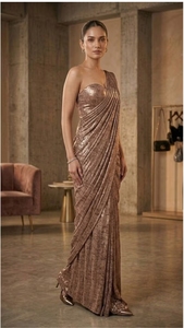 KV Gorgeous Bronze Radiant <b>Red</b> <b>Silk</b> Saree with Unstitched Blouse - Product Image 2