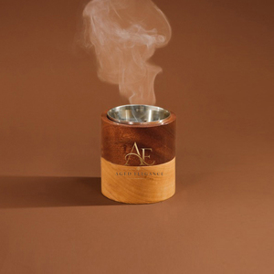 Elegante Quemador de Incienso Cilíndrico de Madera Bicolor con Inserto de Metal Plateado Pulido, para Agregar un Toque a Cualquier Espacio - Product Image 1