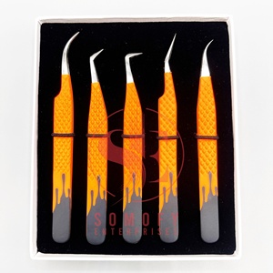 Pince à épiler à cils en acier inoxydable avec logo personnalisé, outil de beauté pour extensions de cils, pour la crème glacée - Product Image 1