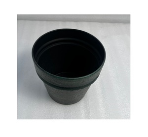 Macetero moderno de hierro con acabado de cuero de primera calidad para decoración interior contemporánea y uso en paisajismo exterior. - Product Image 5