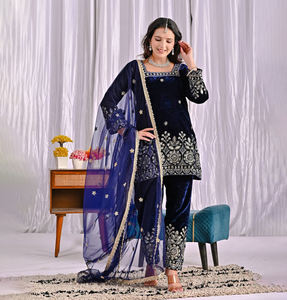 Nouvelle tenue traditionnelle indienne à la mode, Salwar Kameez, Kurti, haut et bas, avec broderies et sequins, et dupatta, prête à porter - Product Image 1