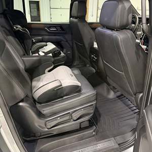 2025 Yu ko n SUV de Tamaño Completo y Largo Alcance, 7-8 Plazas, Tracción en las Cuatro Ruedas - Product Image 2