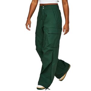 Pantalons cargo personnalisés pour femmes, pantalons utilitaires personnalisés avec plusieurs options de tissus pour les collections de mode, vêtements de vente au détail - Product Image 5