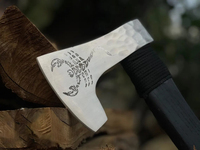 Hache de survie artisanale en acier au carbone, hache de bûcheron de qualité industrielle pour bricoleur, gravée Scorpion, manche en bois de hêtre, étui en cuir