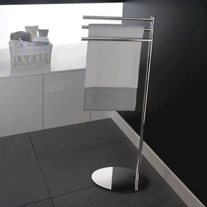 ราวแขวนผ้าเช็ดตัวแบบสามชั้นโลหะโครเมียมทันสมัย ฐานกลม ตั้งพื้นได้ ใช้จัดระเบียบห้องน้ำ โครงสร้างกะทัดรัด ทนทาน - Product Image 1