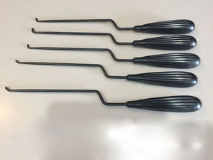 Curetas de Bayoneta con Mango Desviado de Acero Inoxidable Premium para Neurocirugía, Ortopedia y Cirugía Espinal, Herramienta Quirúrgica Reutilizable con Certificación CE ISO - Product Image 4