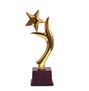 Trophée d'Excellence en Métal Prestige pour Reconnaître la Détermination Professionnelle, les Résultats Exceptionnels et la Distinction Durable - Product Image 1