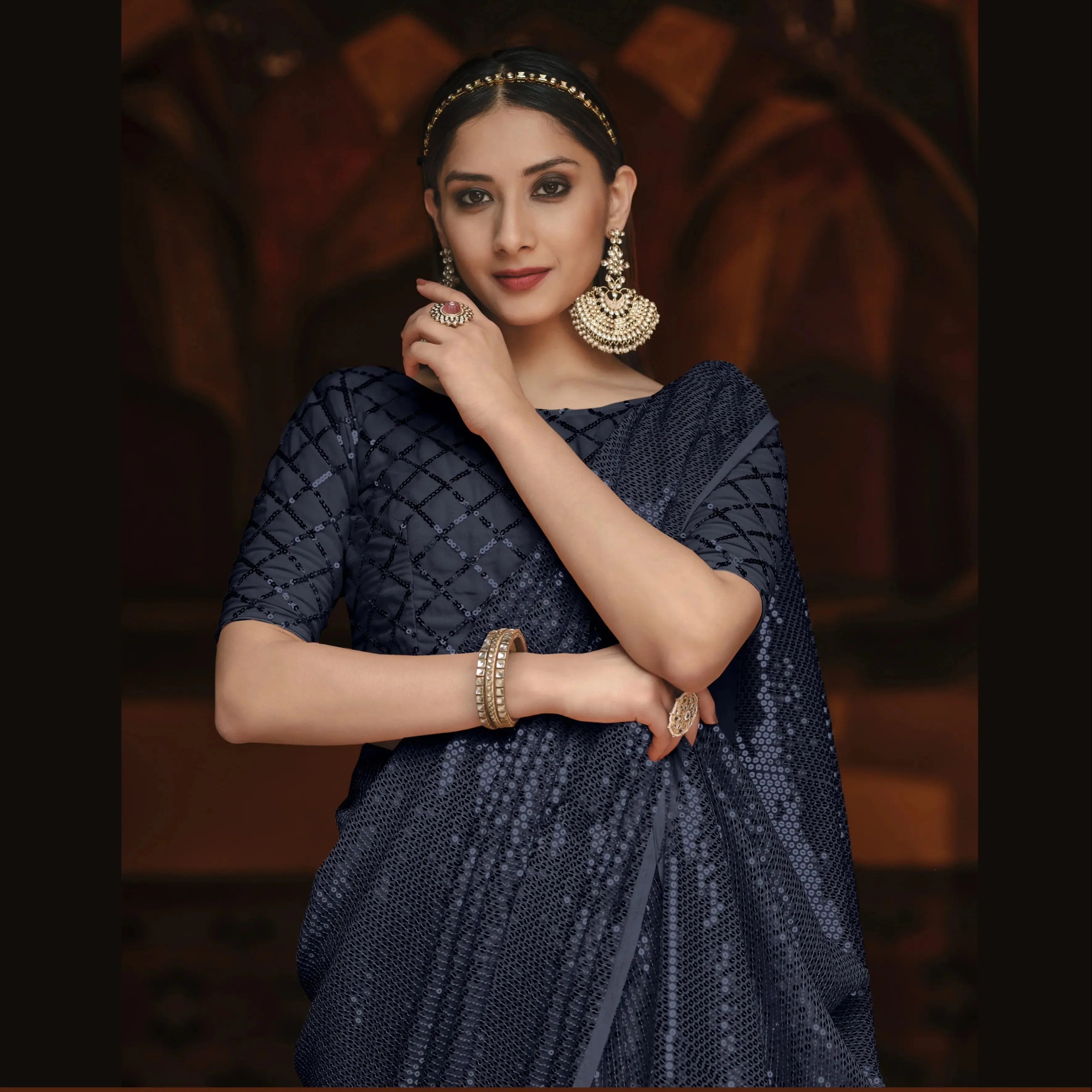 Yeni tasarımcı en kaliteli dolgu dizisi Surat hindistan yeni sarees online hint desi iş sari bluz üreticisi