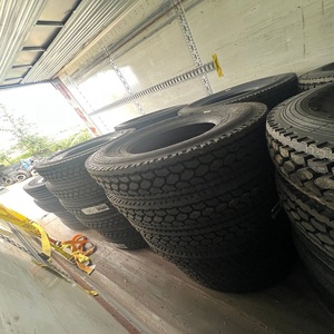 Neumáticos de camión usados de alta resistencia diseñados para transporte de mercancías, conducción en carretera y requisitos diarios de vehículos comerciales - Product Image 3