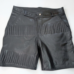 Shorts en cuir pour homme, nouvelle collection 2026, cuir véritable, qualité supérieure, sur mesure, design unique, confortable et tendance. - Product Image 1