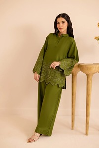 Salwar Kameez de Algodón Verde con Mangas Bordadas, Corte Holgado, Largo hasta el Tobillo, Tradicional Indio-Pakistaní para Mujer, Ideal para Fiestas, Bodas y Uso Casual - Product Image 1