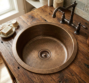 Vasque de salle de bain ovale en cuivre martelé vieilli, style marocain, design traditionnel, fabriquée à la main, à poser - Product Image 5