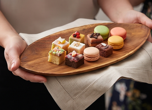 Assiette de service en bois faite à la main, motif grain de bois naturel, finition polie, pour la maison, les mariages, les événements et les restaurants - Product Image 5