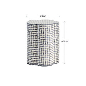 Una obra maestra que realza la textura de tu espacio: mesa auxiliar/taburete con detalles tipo mosaico e incrustaciones de concha de capiz. - Product Image 5