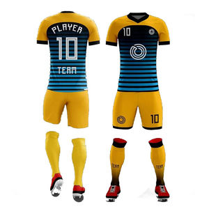Maillot de football personnalisé à séchage rapide anti-UV pour hommes et enfants, tenue de sport par sublimation, service OEM disponible pour les équipes - Product Image 2