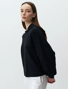 Sudadera con Capucha Negra de Primera Calidad para Mujer, Estilo Holgado con Hombros Caídos, Diseño en Relieve, Antiarrugas, Transpirable, 100% Algodón, Estilo Urbano - Product Image 4