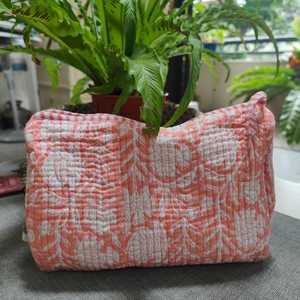 Trousse de Toilette Matelassée en Coton Faite Main Indienne pour Cosmétiques, Kit de Voyage pour Petites, Moyennes et Grandes Tailles, Étui de Maquillage Imprimé au Bloc avec Éponge - Product Image 3