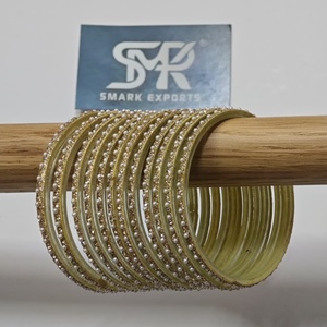 Juego de Brazaletes de Cristal Dorado con Perlas, 12 Piezas, Hechos a Mano, Joyería Tradicional India para Bodas y Fiestas - Product Image 6