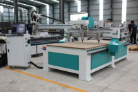 Routeur CNC multi-broches à 3 têtes et 3 axes robuste avec machine de découpe rotative 3D pour la sculpture sur bois Prix M-shine