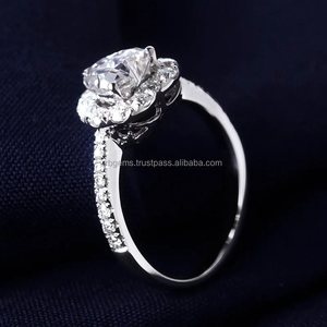 Bague de fiançailles pour femme en or blanc 14 carats, diamant de laboratoire personnalisé, certifié IGI, taille brillant, style hip-hop, 6 grammes - Product Image 5