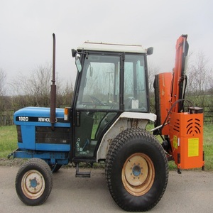Meilleur prix pour tracteur New Hollandds 1920 avec chargeur à attache rapide, excellent état, sans problèmes, livraison rapide, composants principaux : roulement - Product Image 6