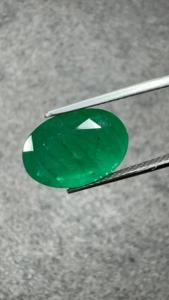 8,99 Ct d'émeraude naturelle zambienne certifiée, taille ovale, pierre précieuse verte de qualité supérieure, 10,85x15,95 mm - Product Image 3