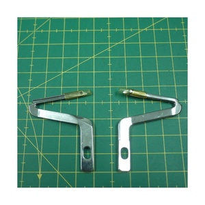 411000033 Looper ที่ต่ำกว่าชิ้นส่วนจักรเย็บผ้าที่ใช้ในครัวเรือนในประเทศ - Product Image 1