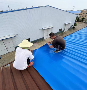 เมมเบรนหลังคาทนความร้อนสีเงินสว่างหนา30ซม. x 10ม. เพื่อความทนทานด้วยอลูมิเนียมฟอยล์สำหรับอาคารอุตสาหกรรม - Product Image 1