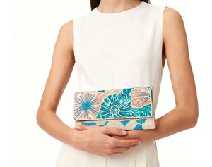 Bolso de Mano de Lujo con Cuentas de Turquesa y Bordado Bohemio, Cierre de Solapa, Hecho a Mano, Lona Premium, Floral, para Fiestas, Uso Diario y Nocturno - Product Image 4