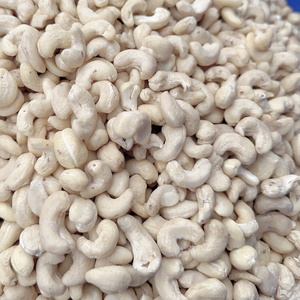 Noix de cajou bio en gros W180 de l'usine du Vietnam, Santigo Cashew Vietnam, pour les besoins OEM/ODM des clients - Product Image 1