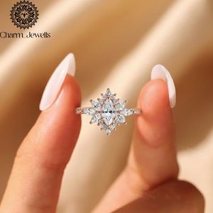 Anillo de Eternidad de Oro Sólido de 18K con Moissanita para Mujer, Corte Brillante Redondo, Engaste en Canal, Estilo Clásico, Charm_Jewells - Product Image 2