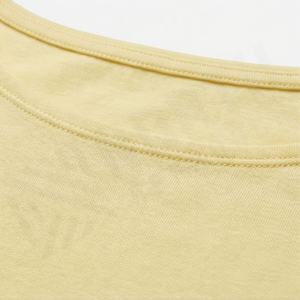 T-shirt tie-dye pour femme, style rétro coloré, look audacieux, tee-shirt imprimé accrocheur, tendance Halloween, haut de mode, couleur personnalisée - Product Image 4