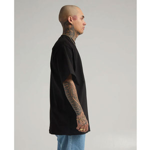 T-shirts pour hommes Shaka Wear Max Heavyweight 100% coton - Noir et blanc, écologiques et réversibles - Product Image 5