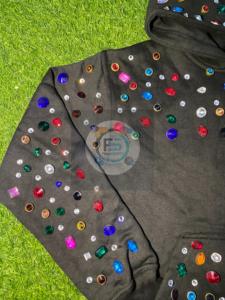 Sweat à capuche d'hiver de luxe avec fermeture éclair et strass |   Sweat à capuche surdimensionné personnalisé avec cristaux, style streetwear, pour hommes et femmes, logo personnalisé OEM - Product Image 2