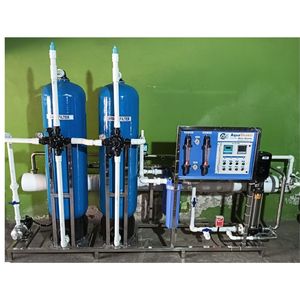 Station de traitement d'eau industrielle AquaShakti 2500L/h avec filtres à sable et à charbon, système RO - Product Image 4