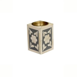 เตาเผากำยานไม้ MDF ยี่ห้อ FAIZA CRAFT ลายไม้จันทน์อินเดีย ดีไซน์แบบเอเชียเซน อเนกประสงค์ สำหรับวางบนโต๊ะ คุณภาพสูง ตกแต่งด้วยกระดูกฝังลายสี่เหลี่ยม - Product Image 6