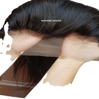 NANDEE HOUSE INDIAN 100% Cheveux vierges Remy naturels, Perruque frontale en dentelle, Ondulations naturelles, Ondulations profondes lâches, Styles Afro bouclés, Double trame cousue à la machine