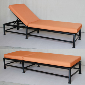 Tumbona Moderna de Metal con Estructura Metálica con Recubrimiento en Polvo para Uso en Exteriores - Product Image 1