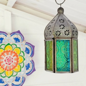 Farol Rectangular Marroquí de Metal con Patrón Calado, Decoración para el Hogar, Diseño Duradero - Product Image 4