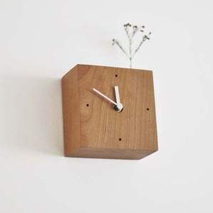 Horloge murale en bois massif avec logo personnalisé, silencieuse, sans tic-tac, grande horloge ronde en bois, décoration moderne nordique pour la maison, cadeau promotionnel - Product Image 2